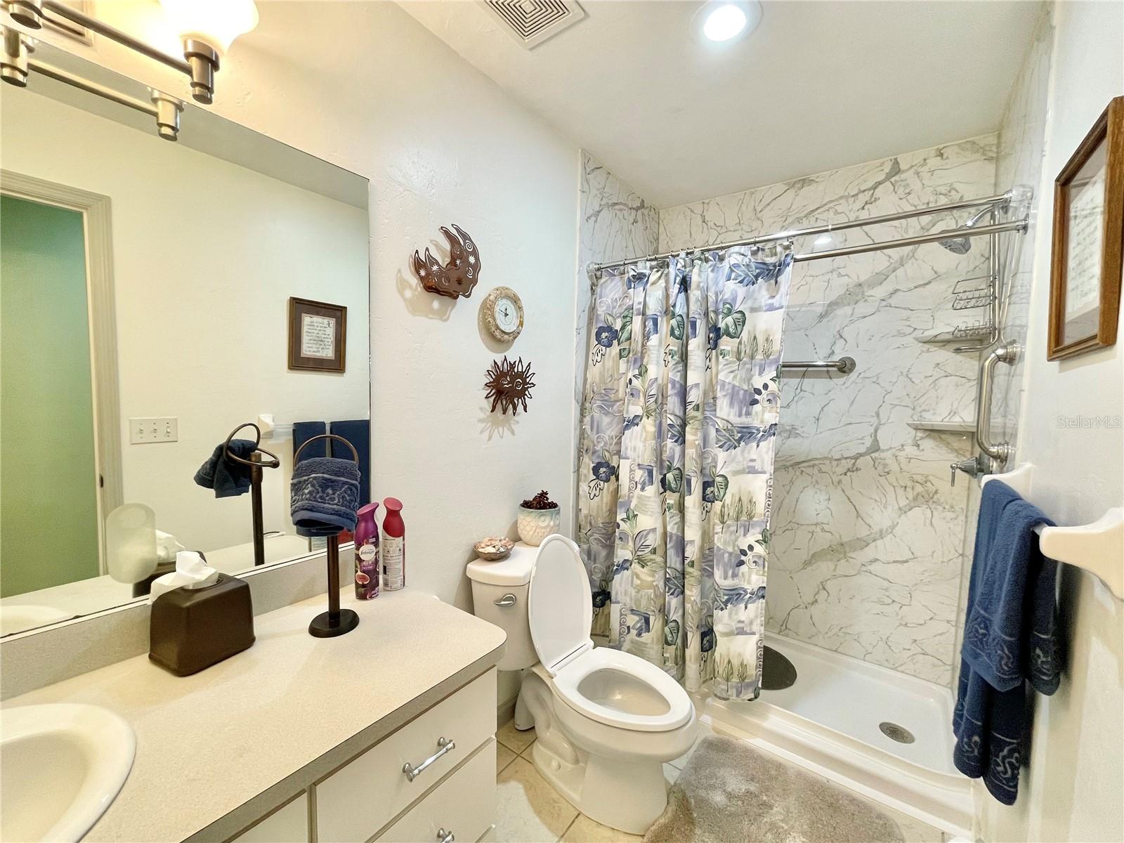 Image 19 of 39 For 25336 22nd Avenue