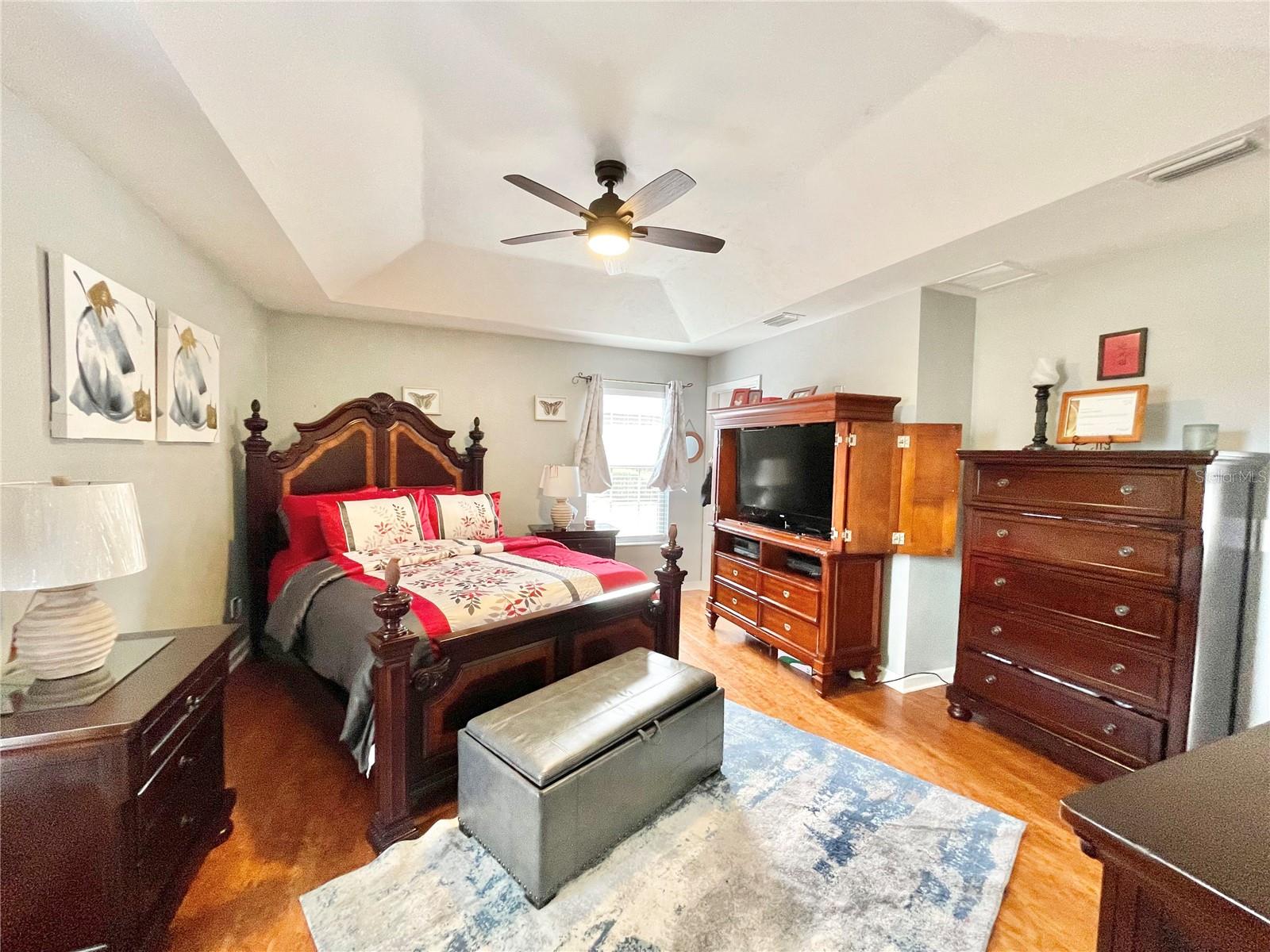 Image 26 of 39 For 25336 22nd Avenue