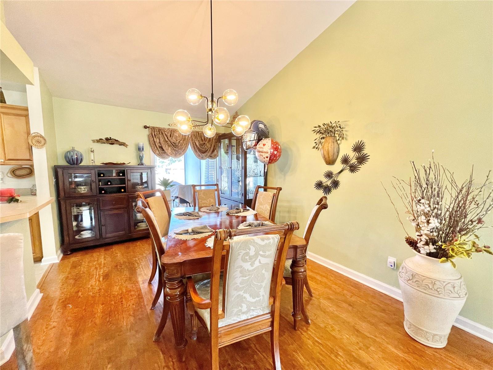 Image 6 of 39 For 25336 22nd Avenue