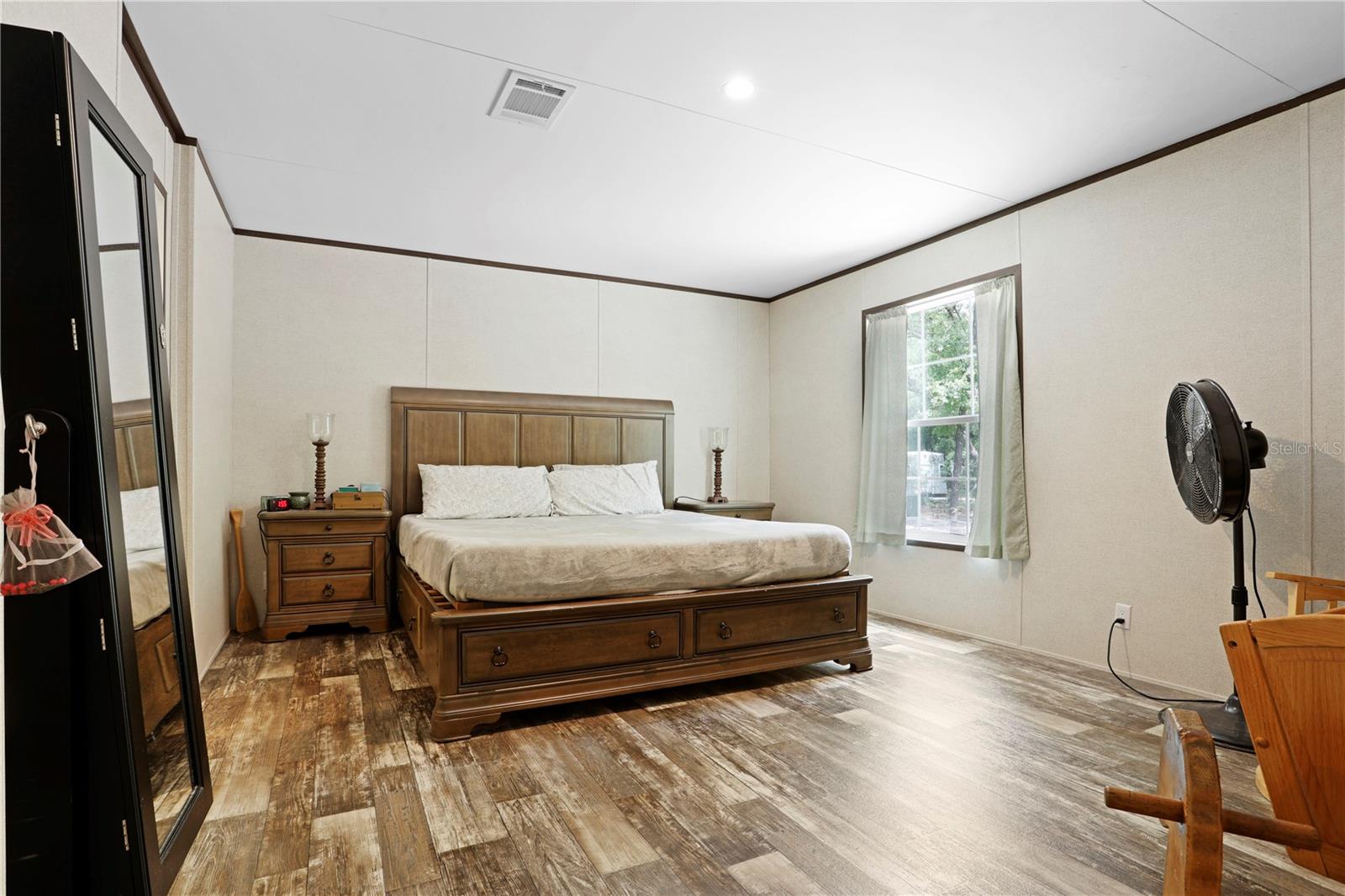 Image 16 of 42 For 6970 74th Street