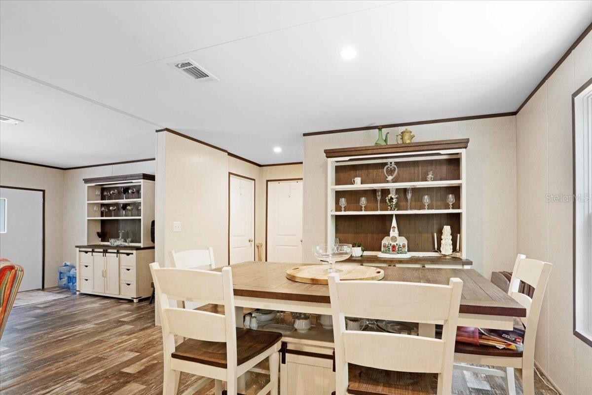 Image 7 of 42 For 6970 74th Street