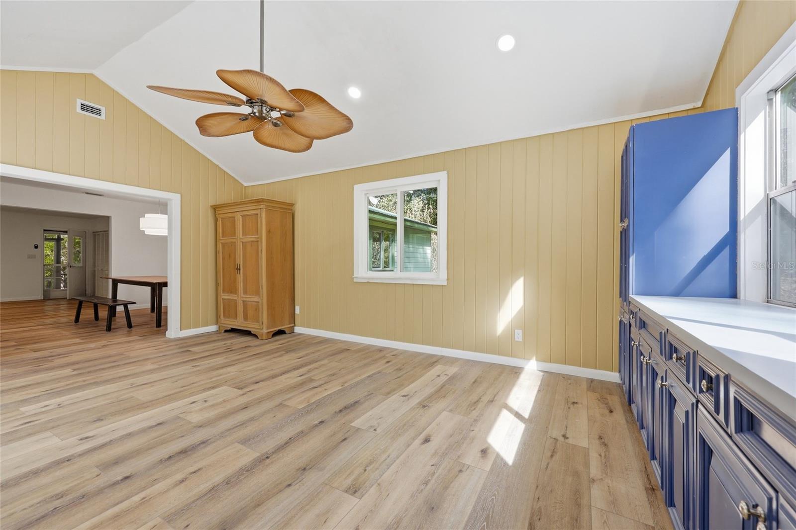 Image 8 of 32 For 8856 230th Street