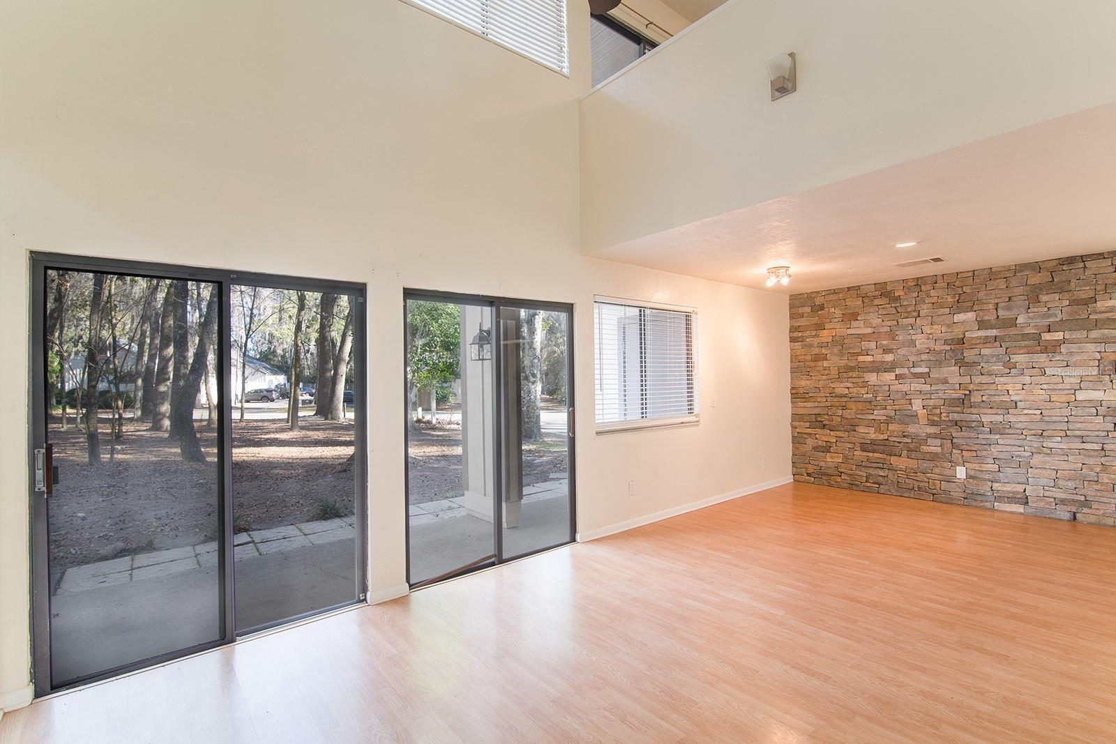 Image 11 of 16 For 5528 4th Place 5528