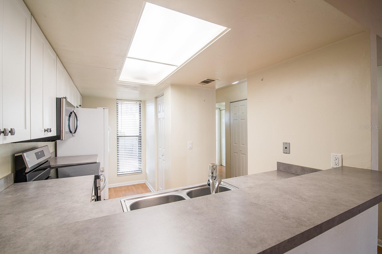 Image 3 of 16 For 5528 4th Place 5528