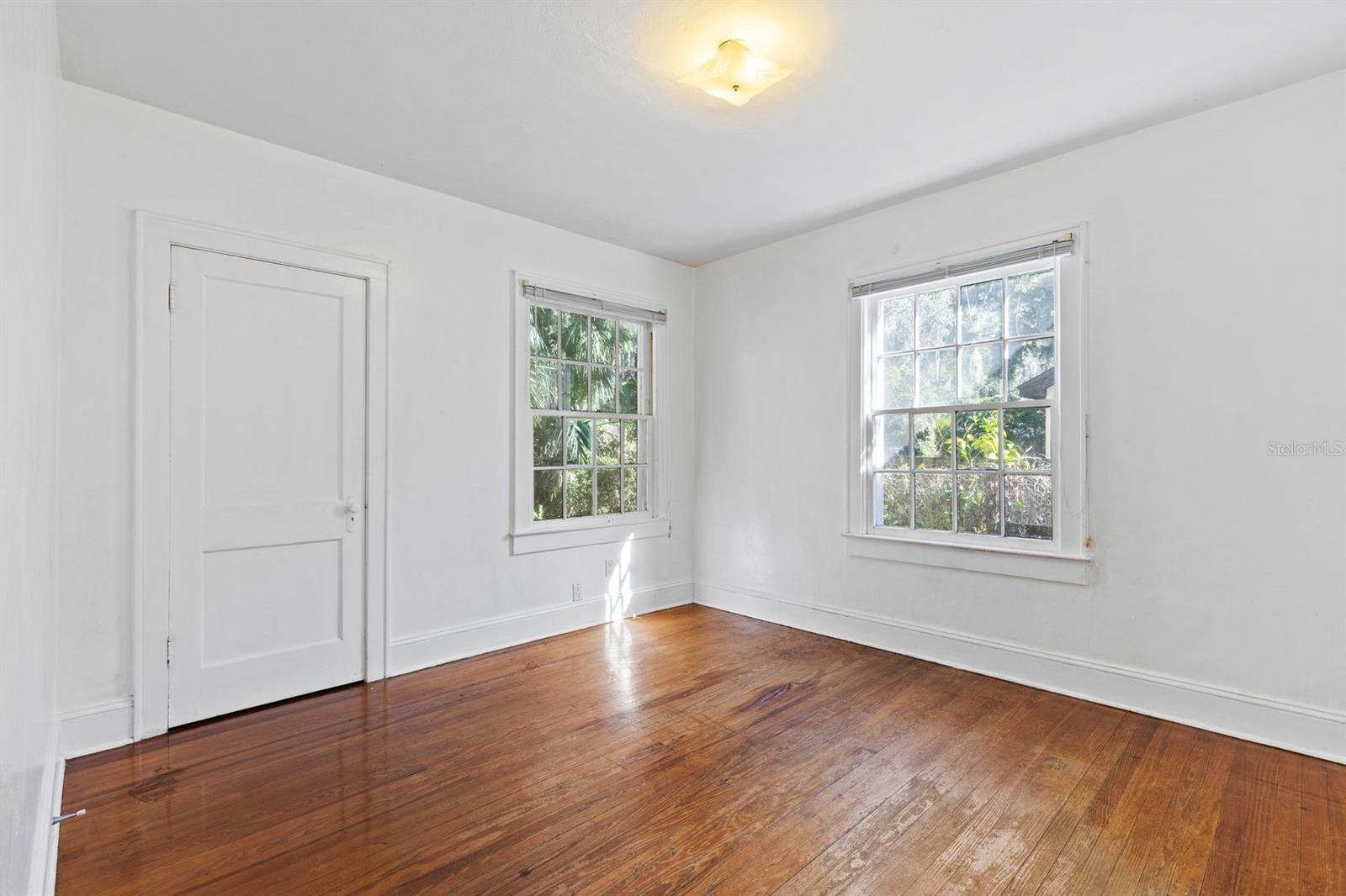 Image 11 of 18 For 1208 16th Avenue