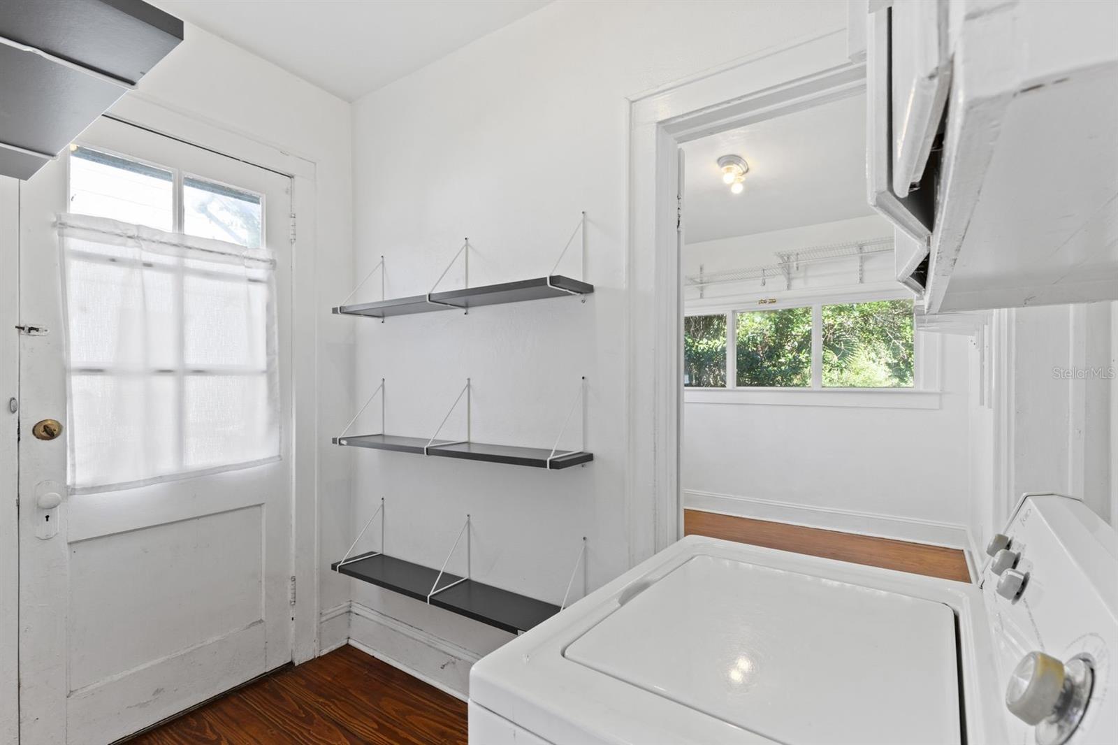 Image 15 of 18 For 1208 16th Avenue