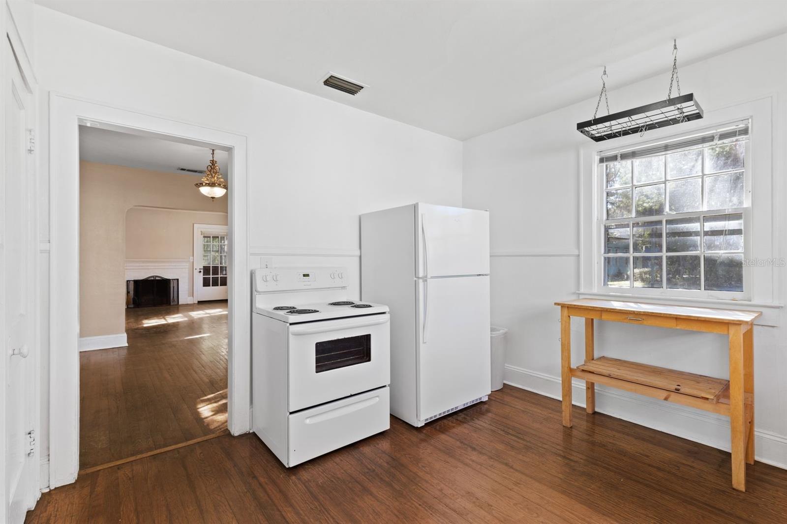 Image 8 of 18 For 1208 16th Avenue