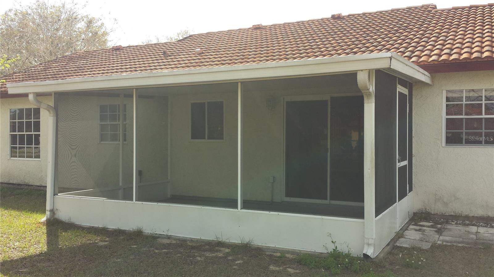 Image 14 of 14 For 301 Oak Track Loop