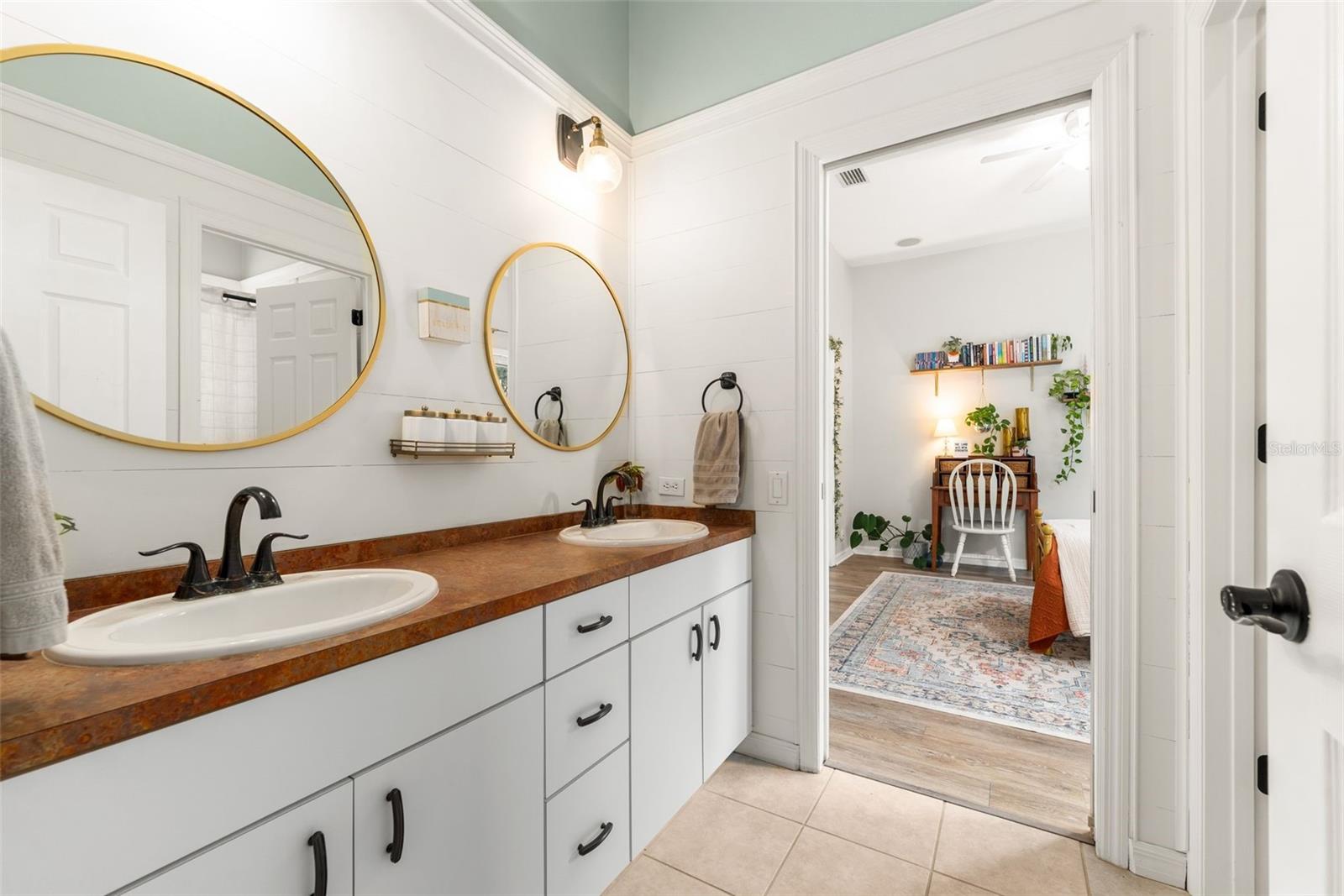 Image 25 of 53 For 17651 256th Street