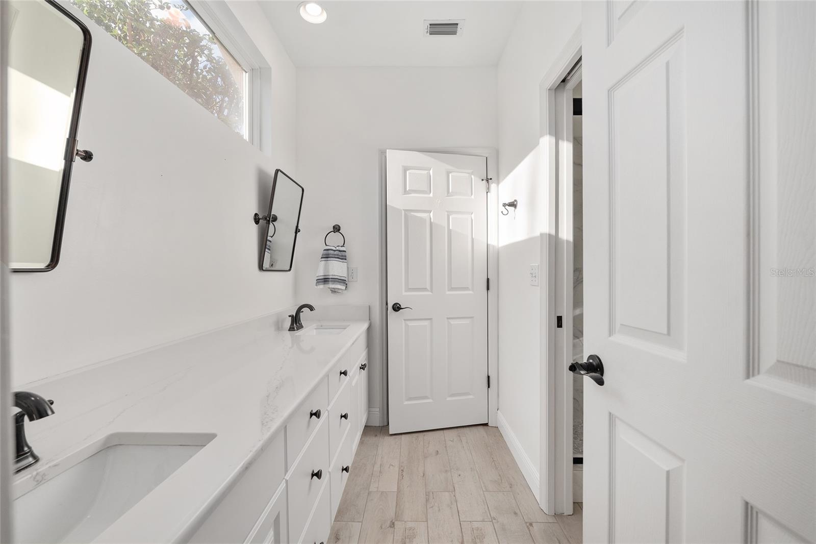 Image 33 of 73 For 9601 62nd Lane