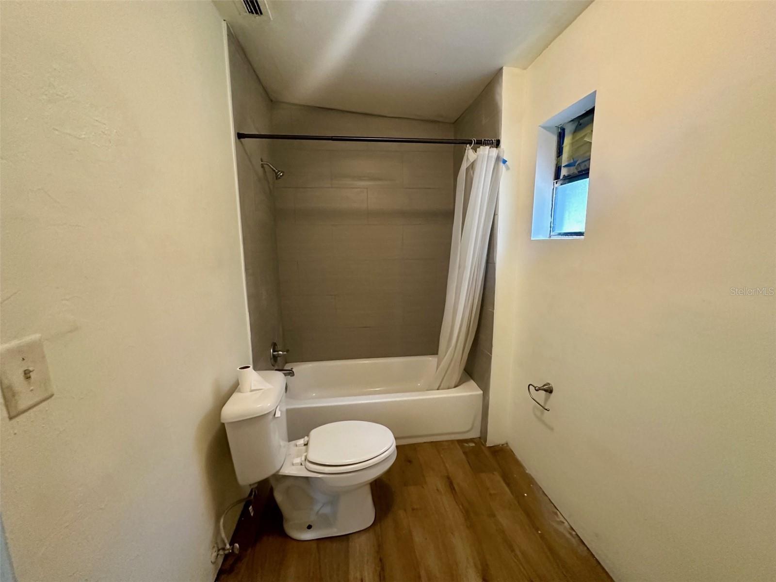 Image 13 of 20 For 651 Waldo Road