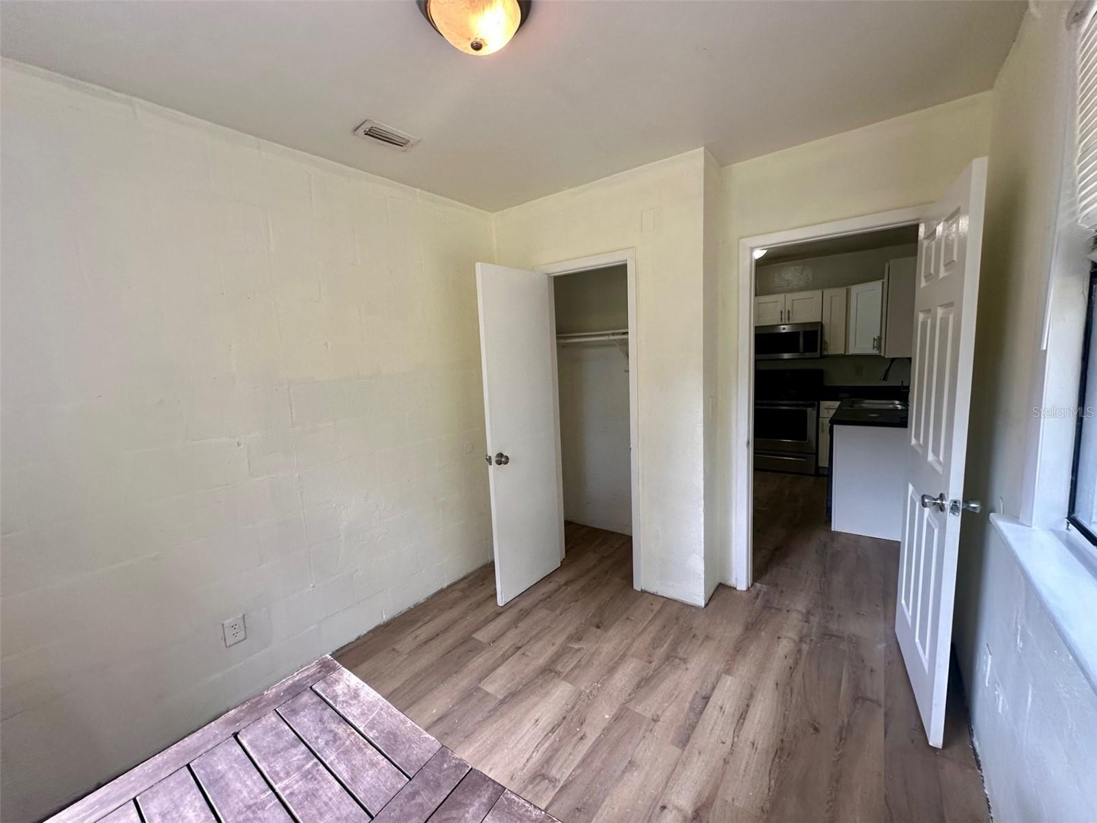 Image 16 of 20 For 651 Waldo Road