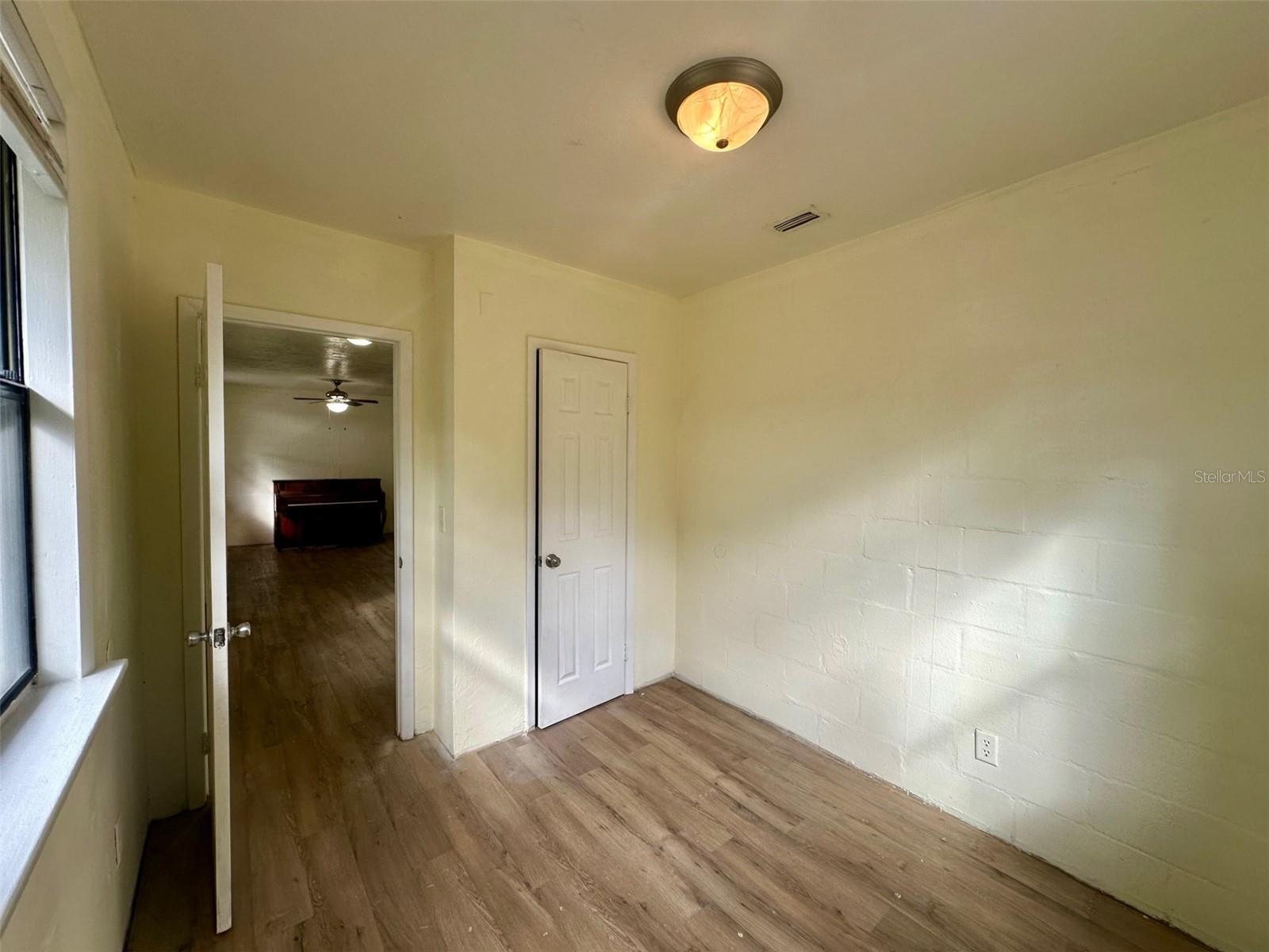 Image 18 of 20 For 651 Waldo Road