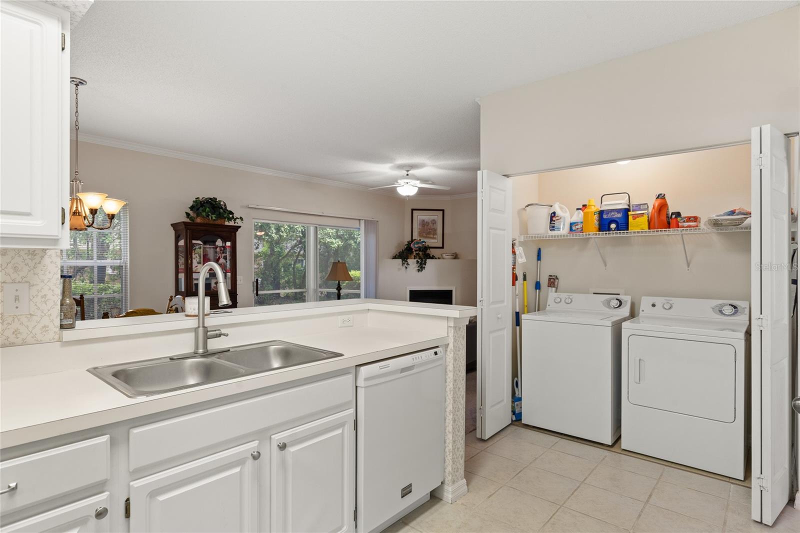 Image 17 of 31 For 10000 52nd Avenue 68