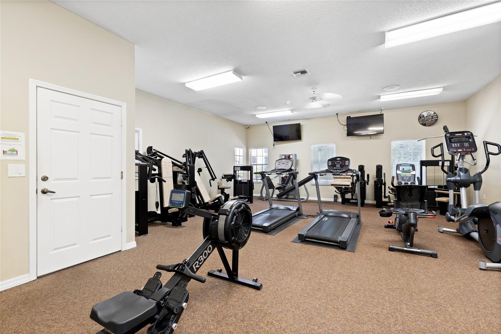 Image 30 of 31 For 10000 52nd Avenue 68