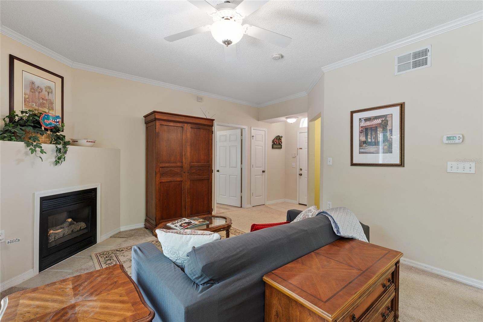 Image 9 of 31 For 10000 52nd Avenue 68