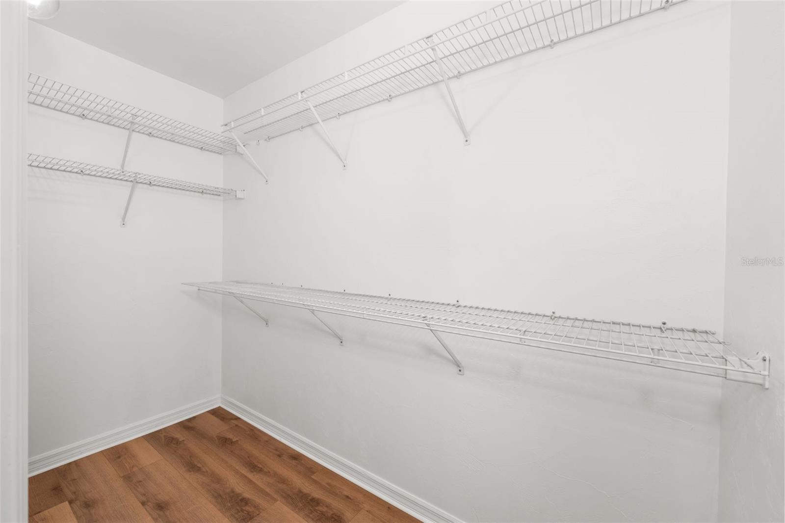 Image 11 of 24 For 568 39th Drive