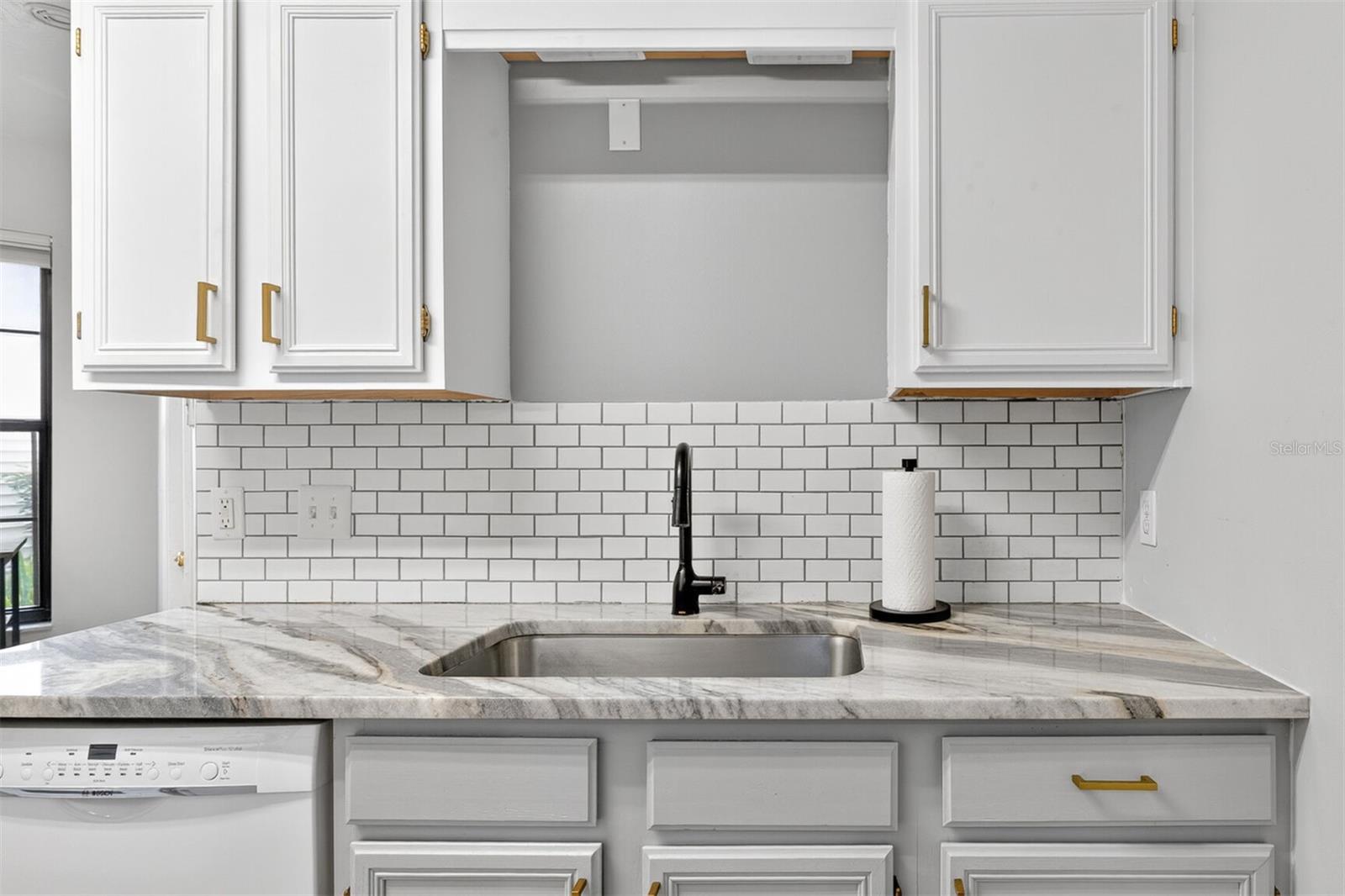 Image 11 of 29 For 809 42nd Terrace