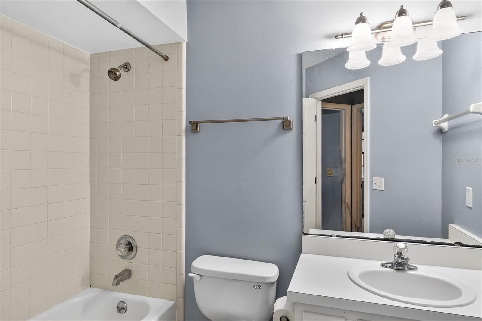 Image 24 of 29 For 809 42nd Terrace