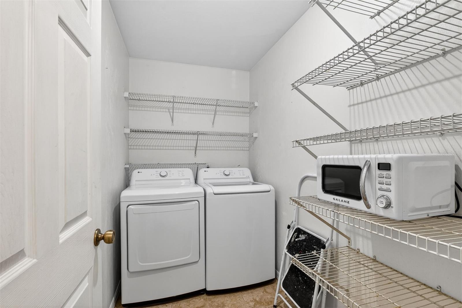 Image 25 of 29 For 809 42nd Terrace