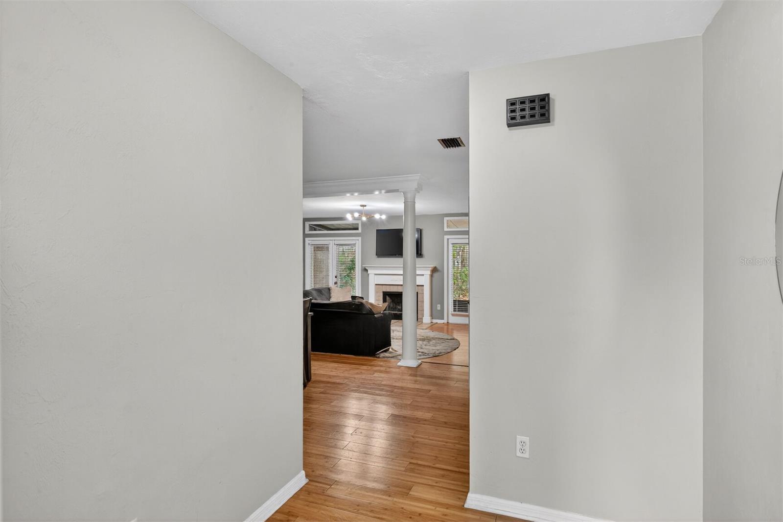 Image 6 of 29 For 809 42nd Terrace