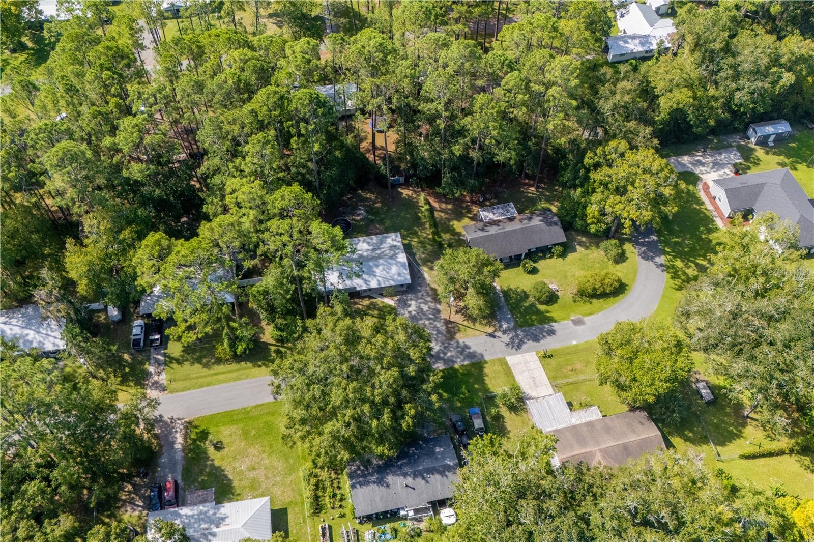 Image 32 of 37 For 506 Legion Terrace