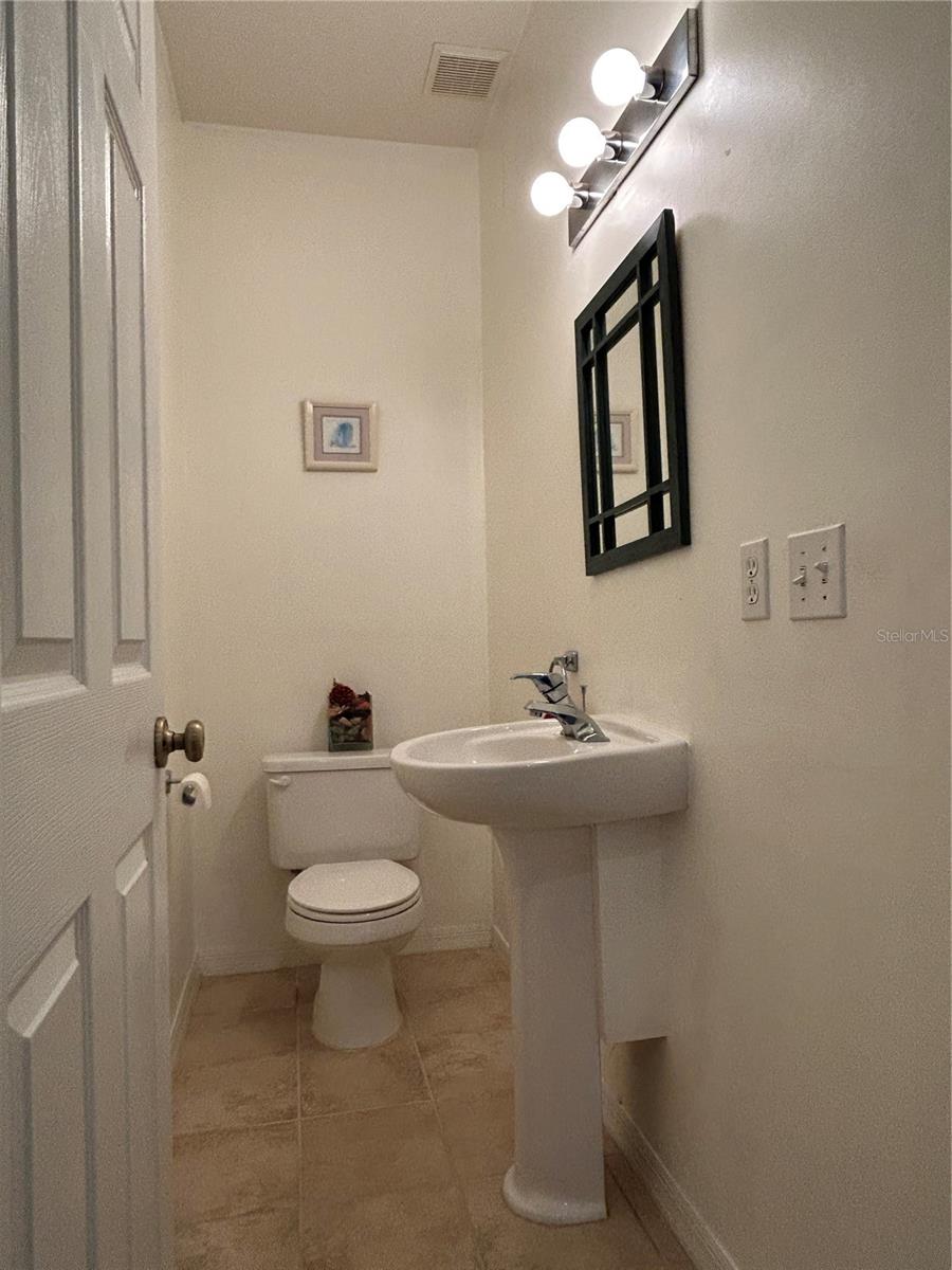 Image 19 of 34 For 4325 35th Terrace