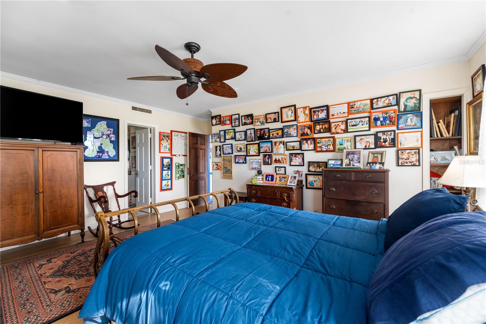 Image 13 of 59 For 2737 4th Place