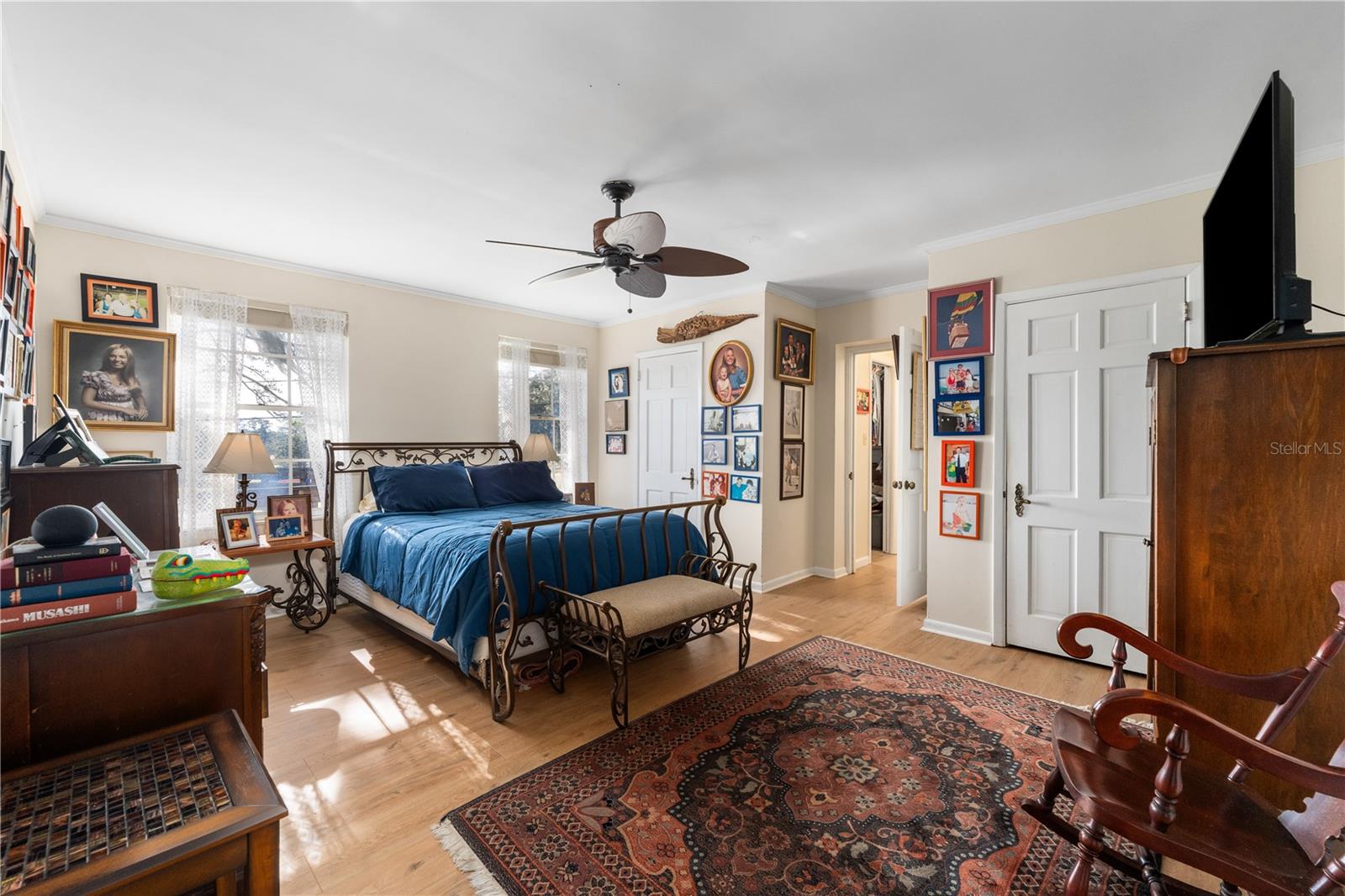 Image 14 of 59 For 2737 4th Place