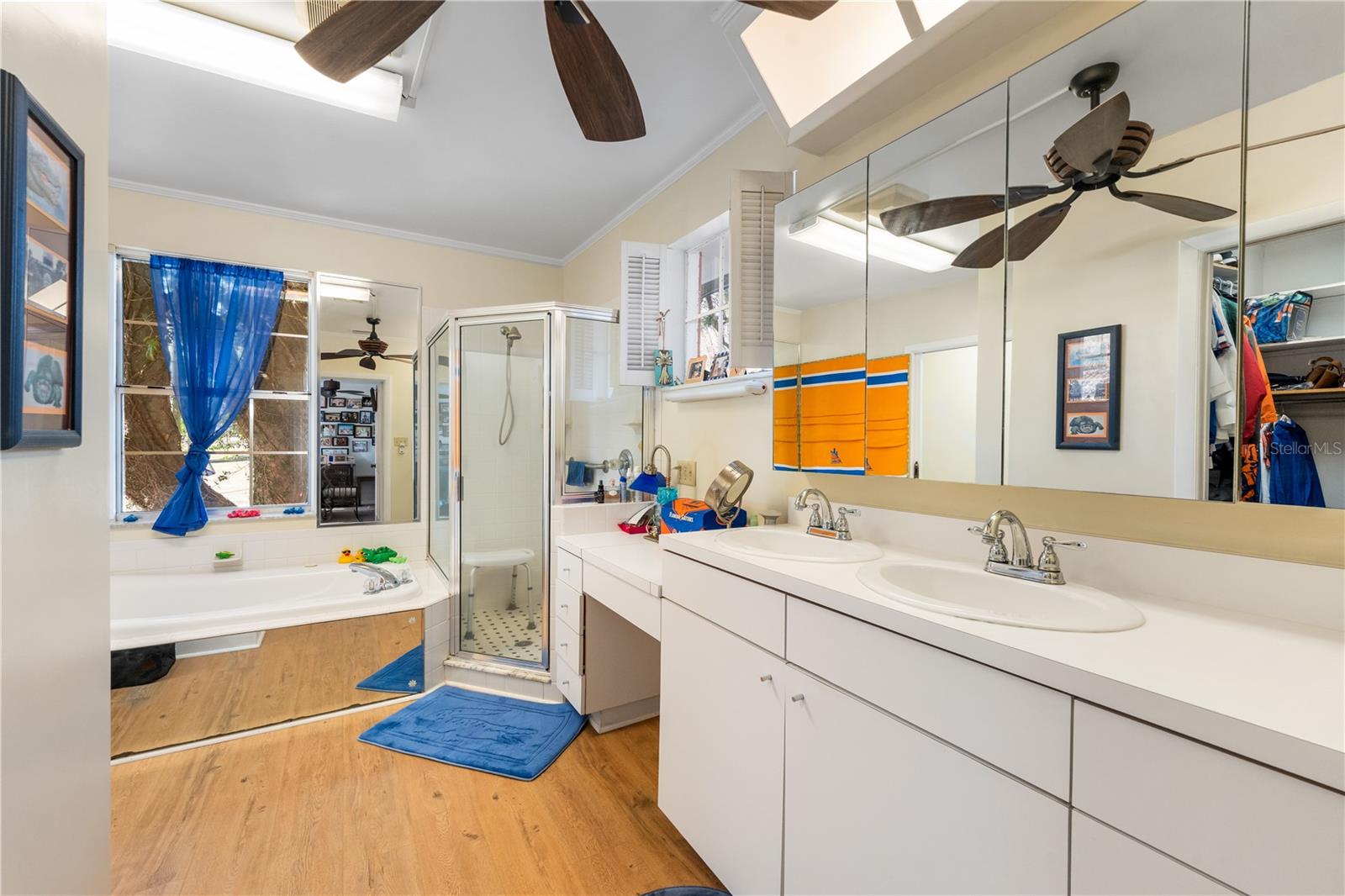 Image 15 of 59 For 2737 4th Place