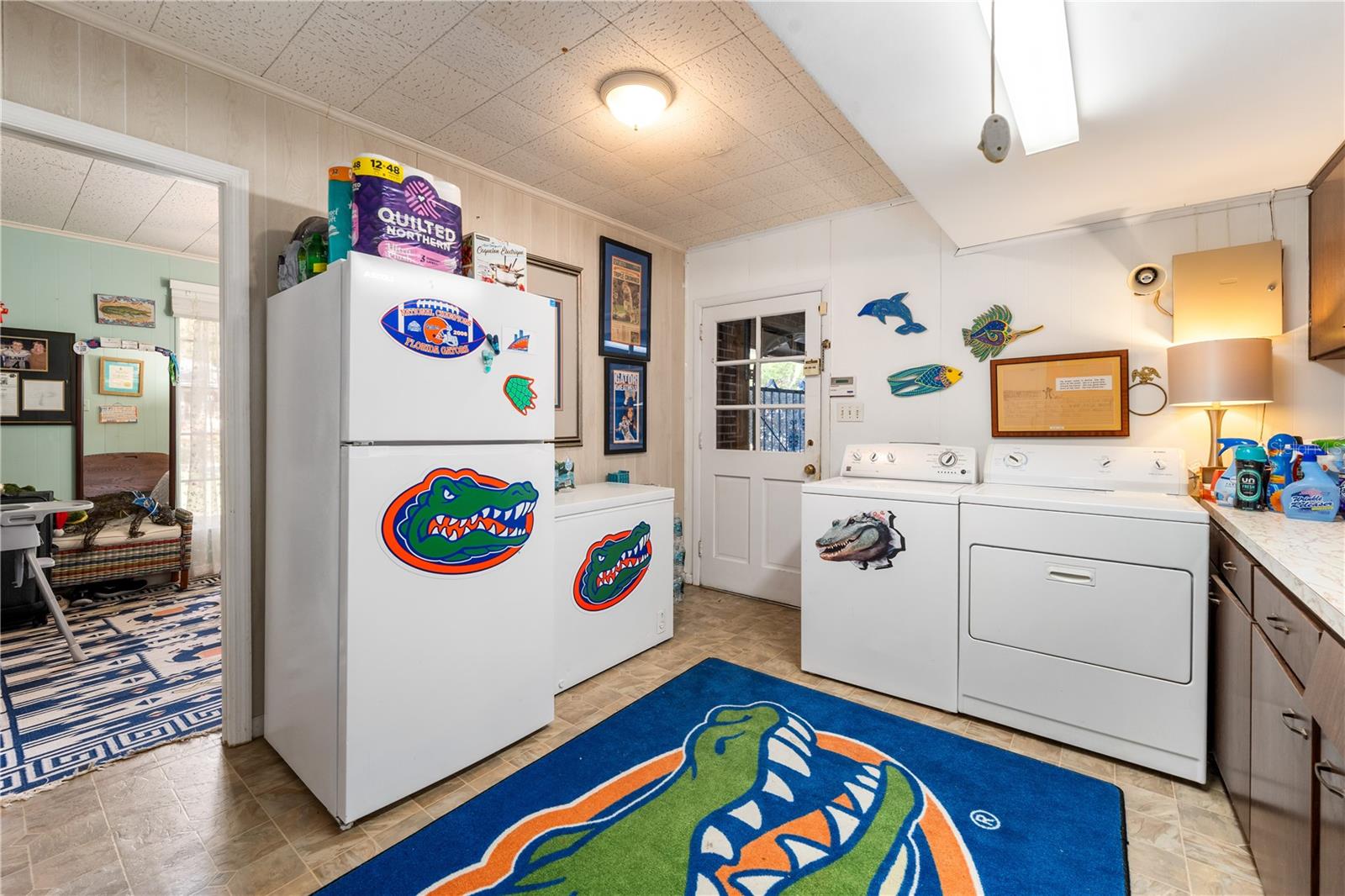 Image 24 of 59 For 2737 4th Place