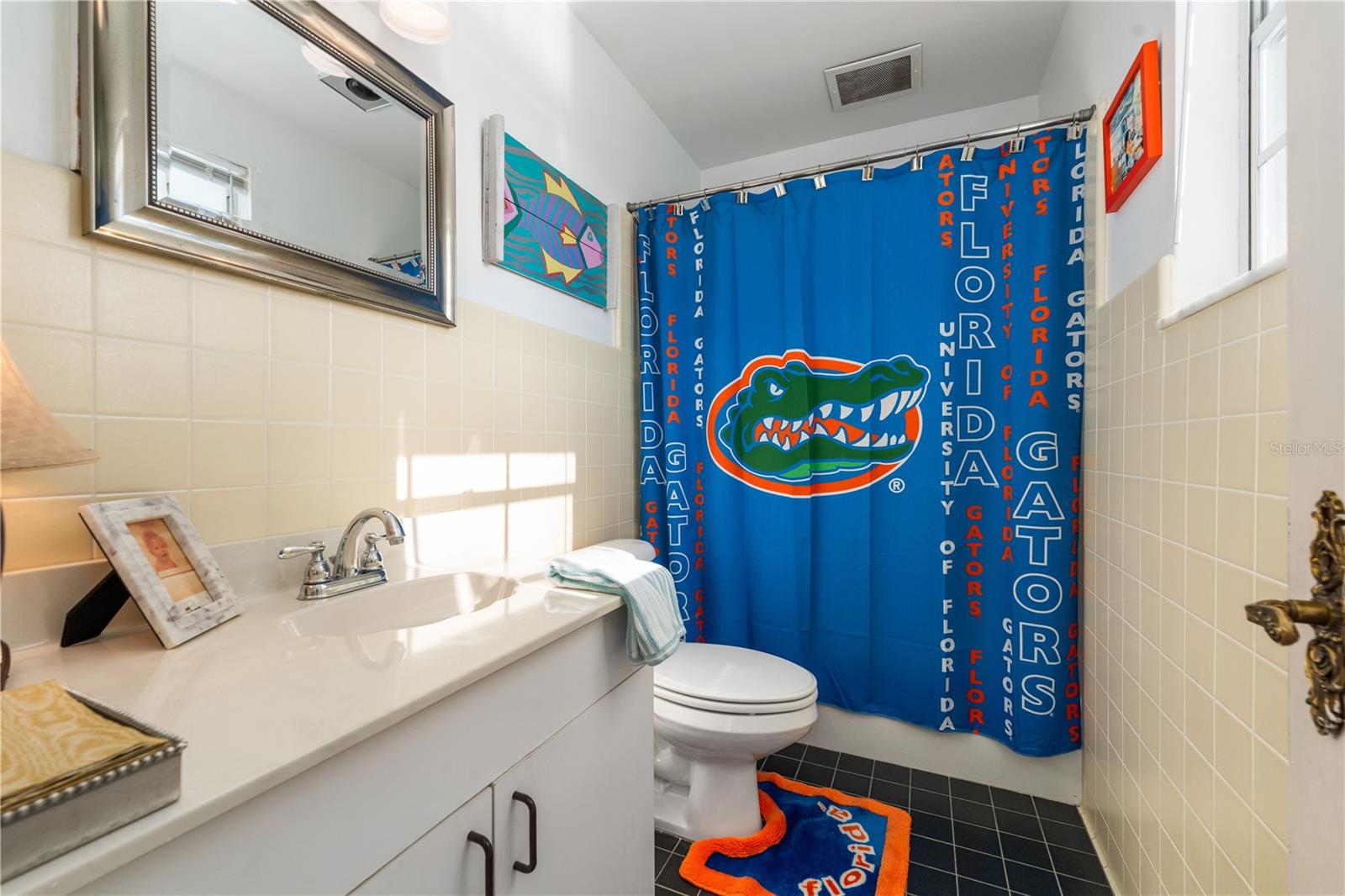 Image 29 of 59 For 2737 4th Place