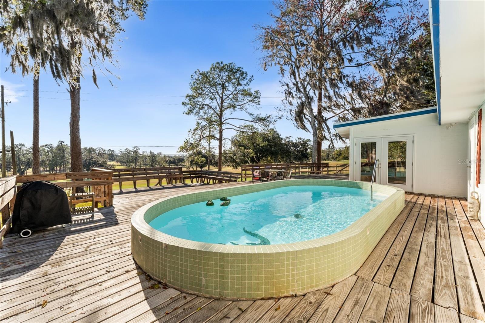 Image 4 of 59 For 2737 4th Place