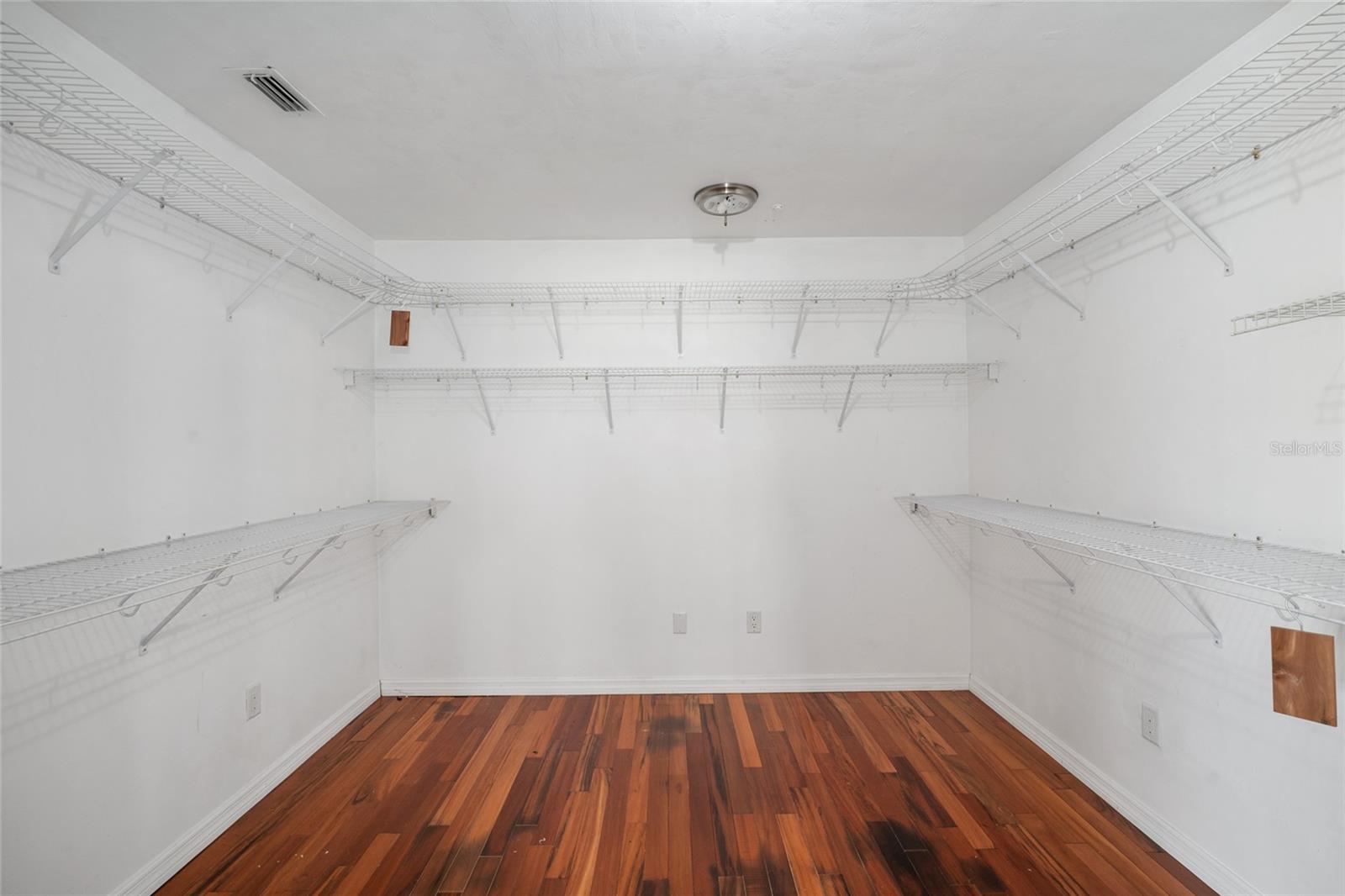 Image 16 of 30 For 28924 30th Avenue