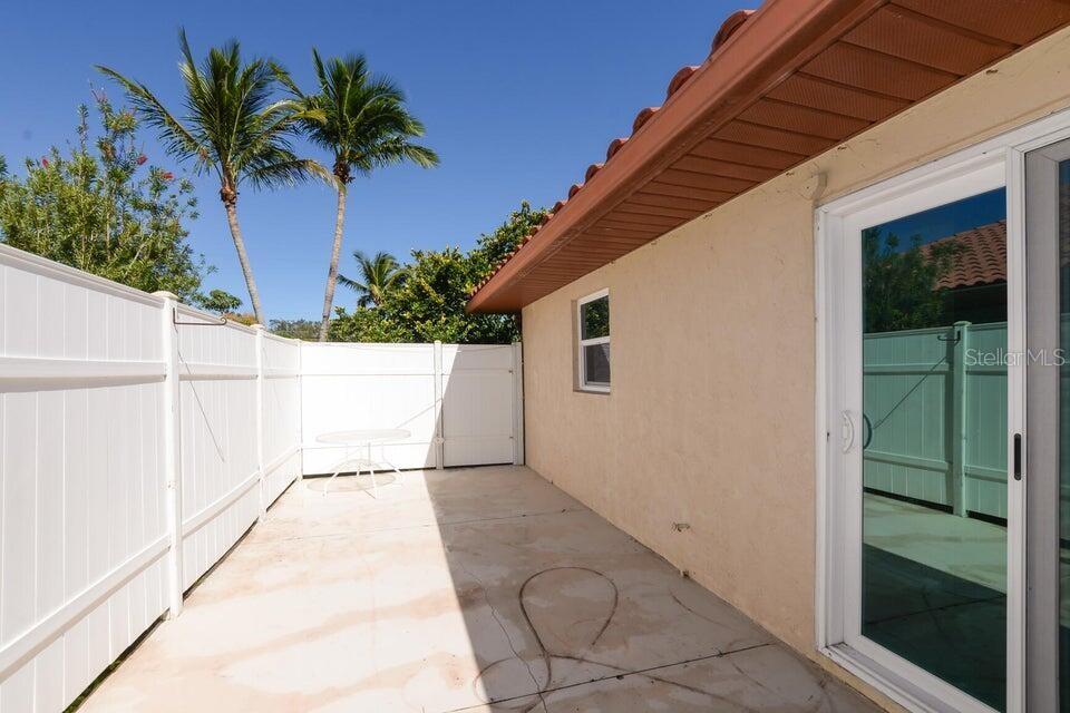 Image 17 of 22 For 1117 Mendoza Avenue