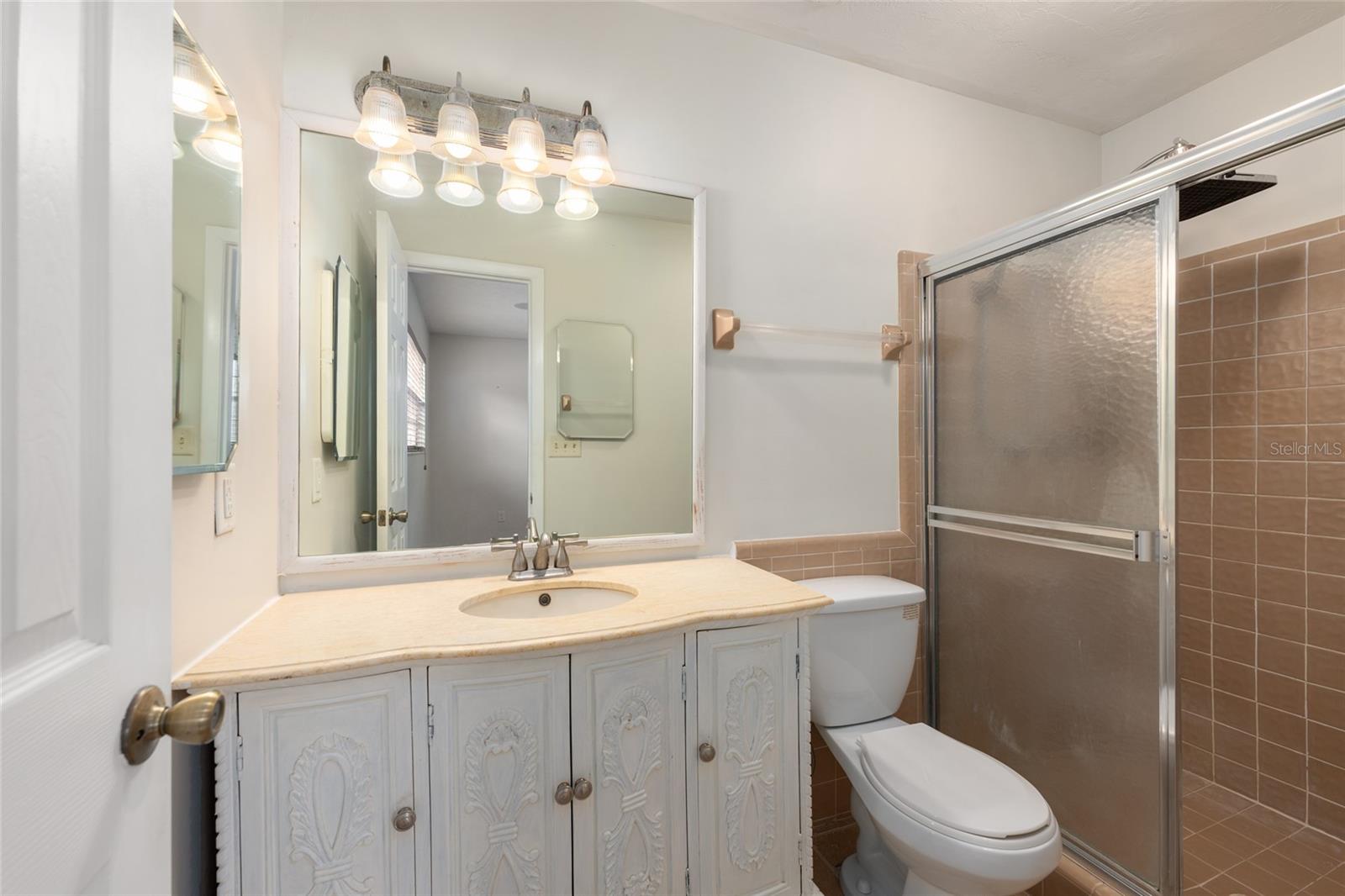 Image 27 of 51 For 8205 44th Terrace