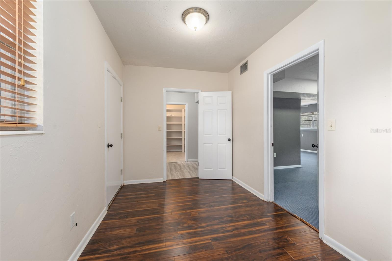 Image 31 of 51 For 8205 44th Terrace