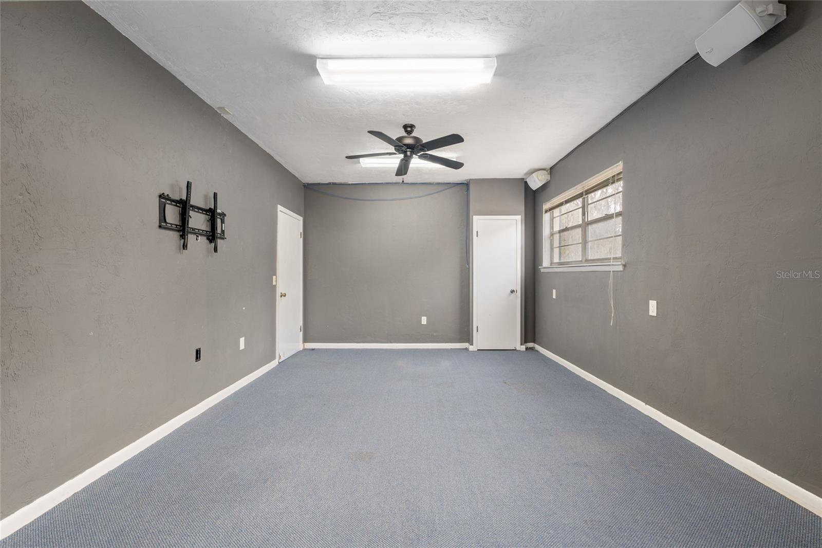 Image 37 of 51 For 8205 44th Terrace