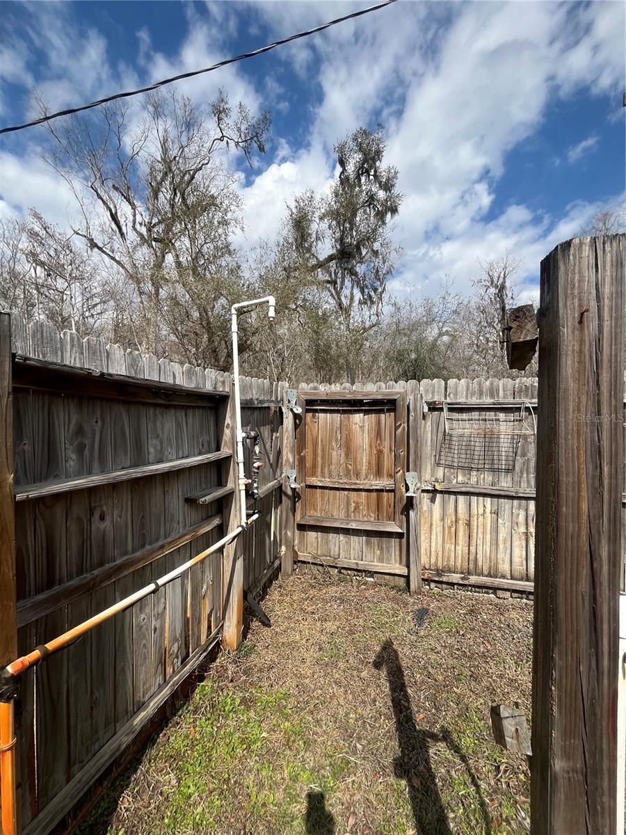 Image 10 of 34 For 1859 82nd Terrace