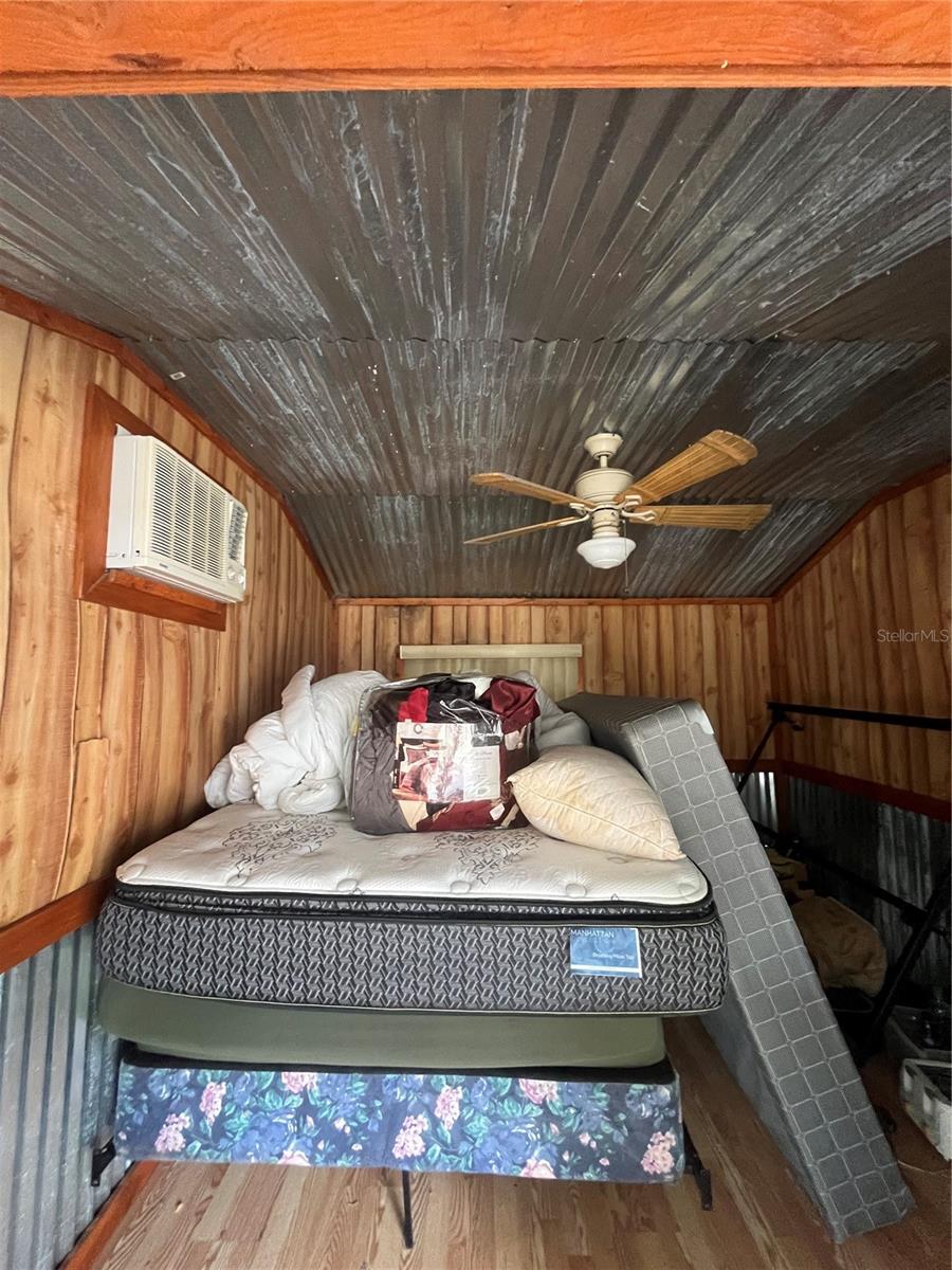 Image 15 of 34 For 1859 82nd Terrace