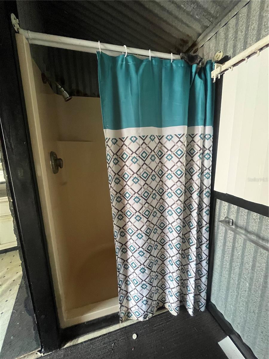 Image 19 of 34 For 1859 82nd Terrace