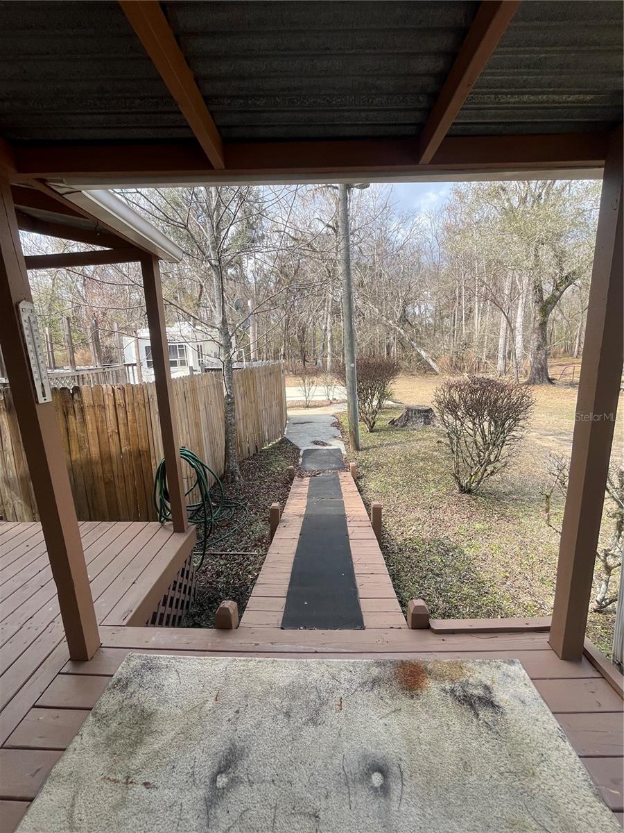 Image 22 of 34 For 1859 82nd Terrace