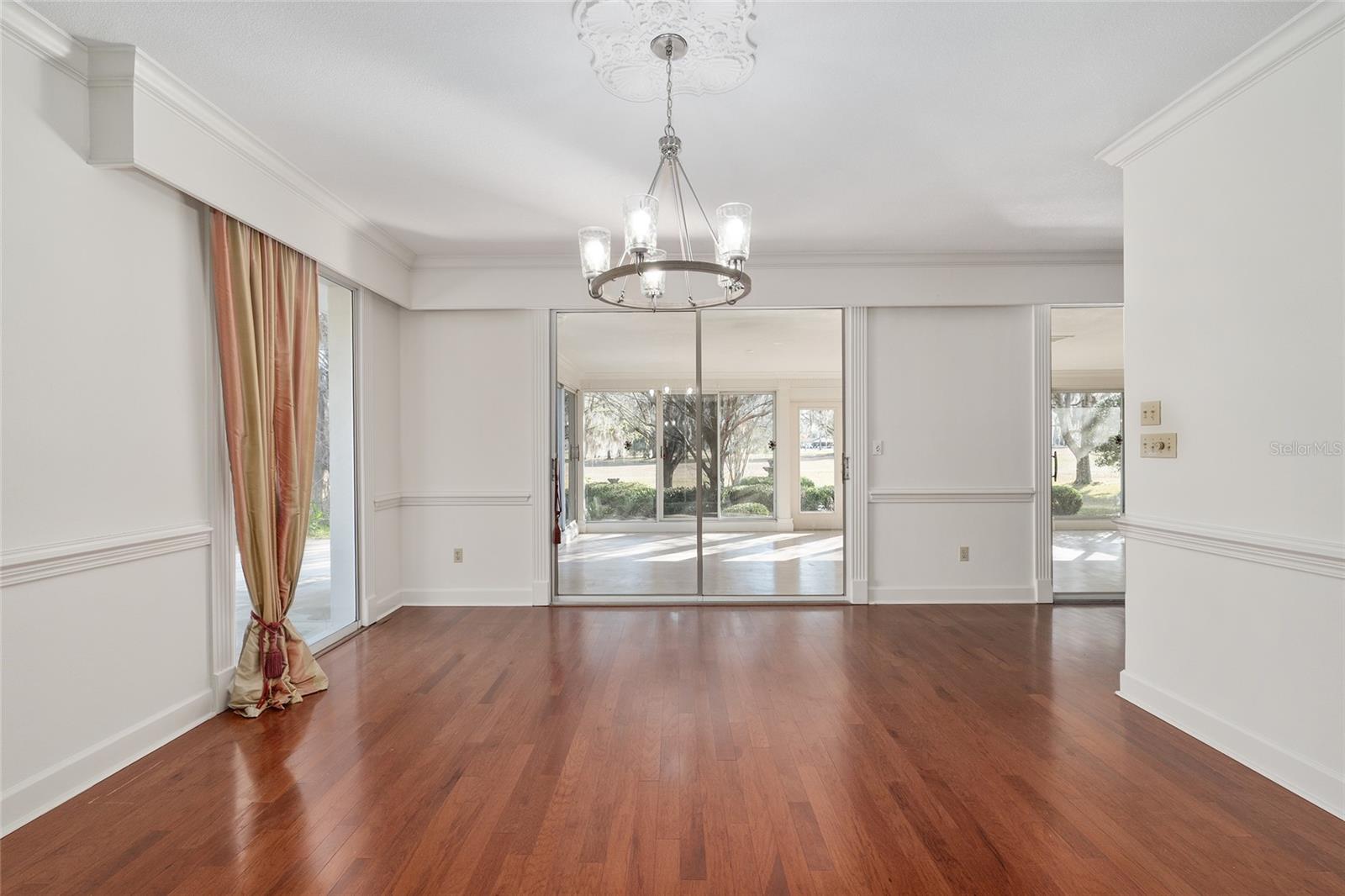 Image 16 of 93 For 6307 35 Way