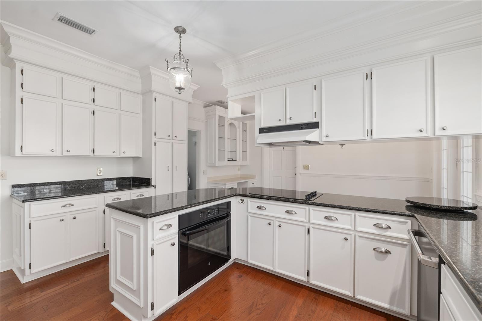 Image 25 of 93 For 6307 35 Way