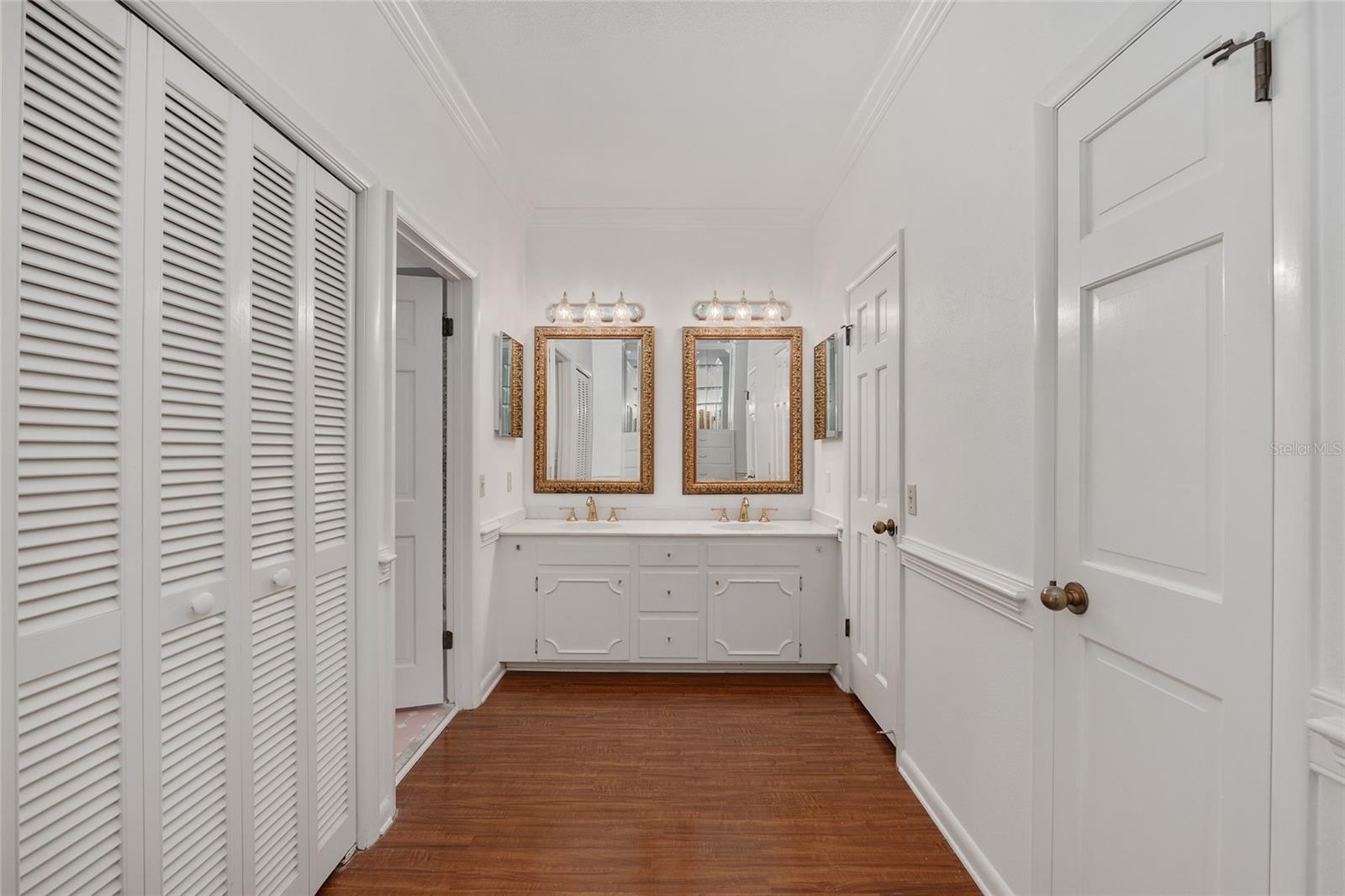 Image 37 of 93 For 6307 35 Way