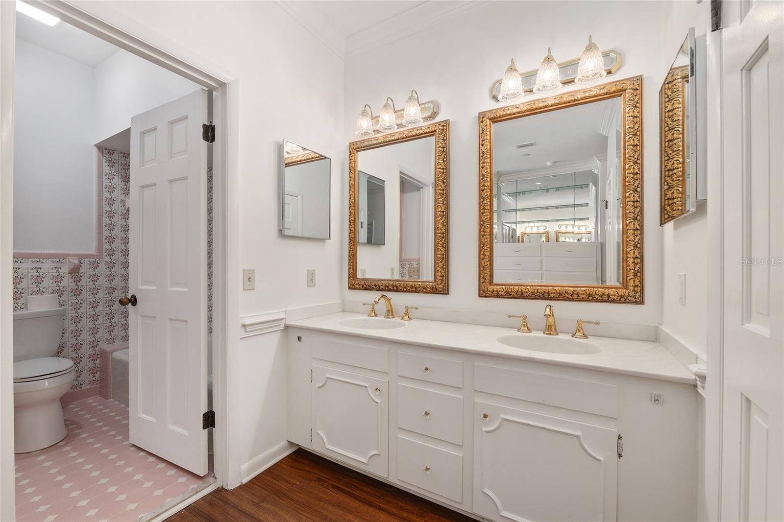 Image 38 of 93 For 6307 35 Way