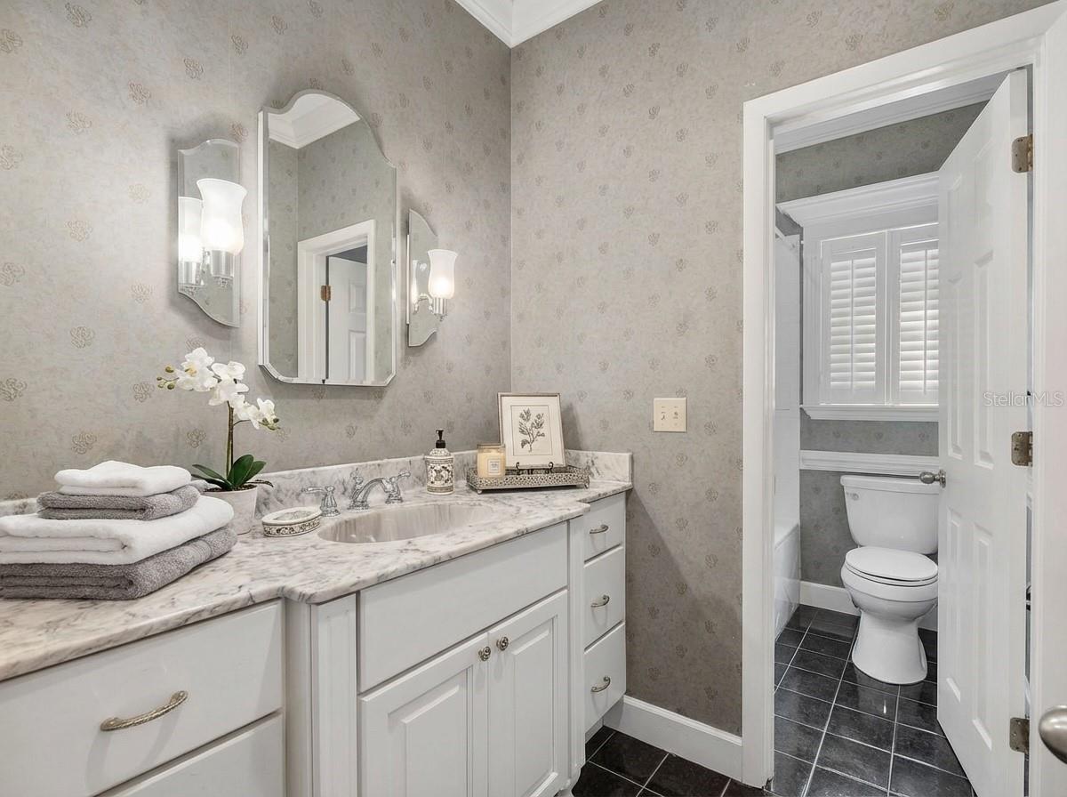 Image 51 of 93 For 6307 35 Way