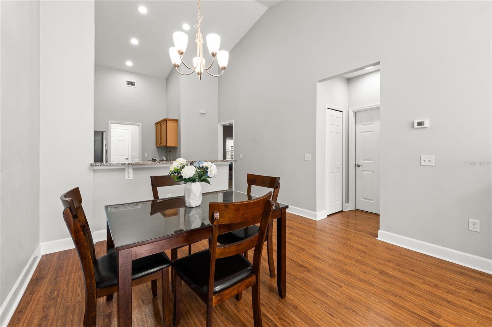 Image 15 of 35 For 2260 51st Avenue