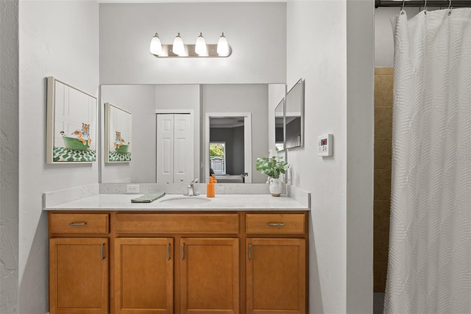 Image 19 of 35 For 2260 51st Avenue