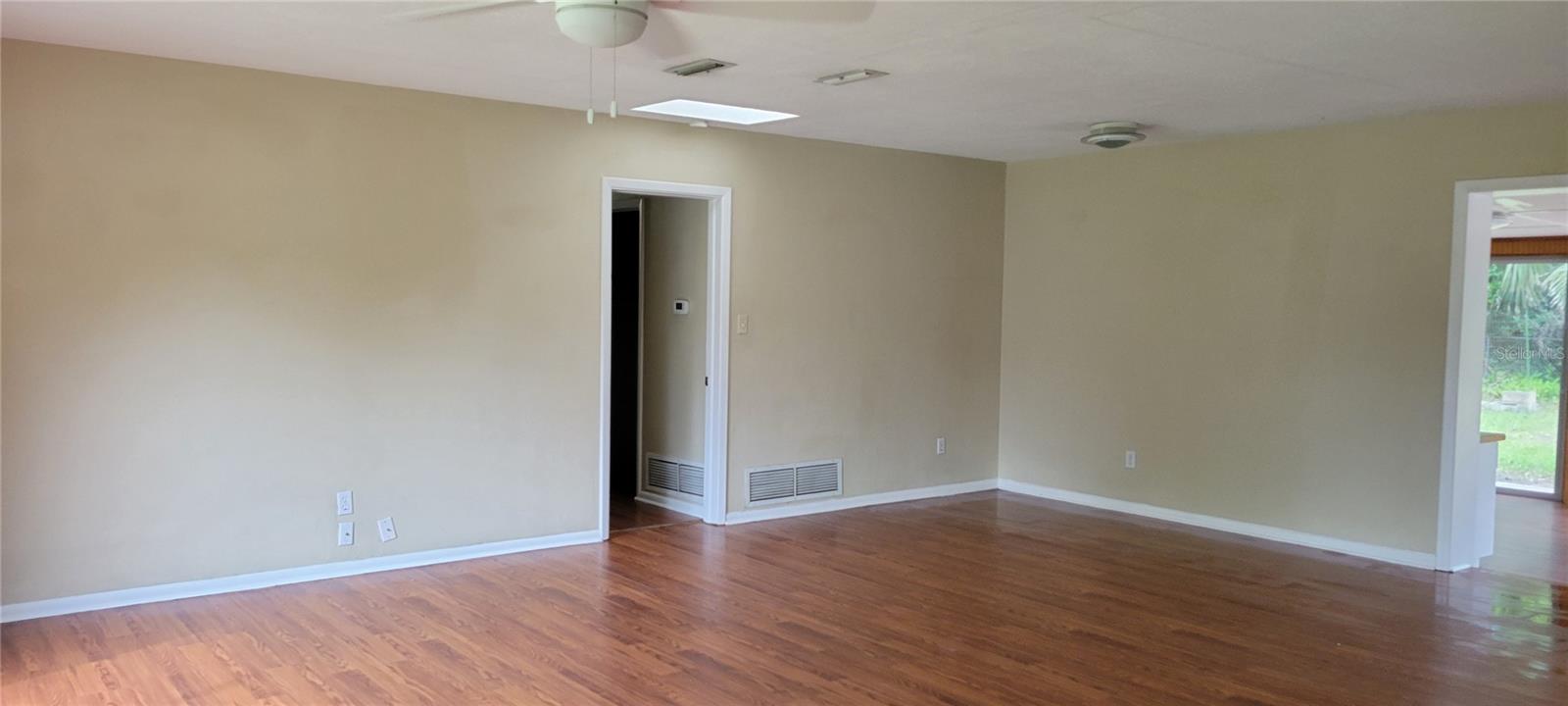 Image 18 of 34 For 2201 36th Drive